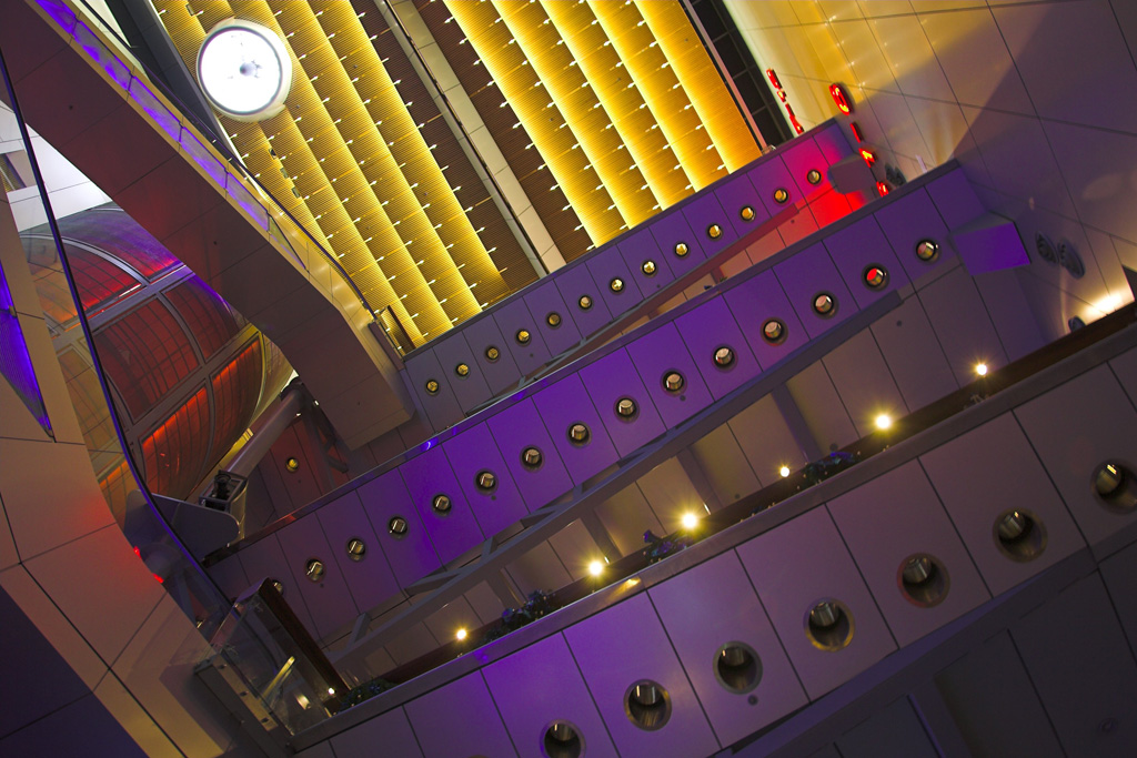 [DigIdea 2010-04 Village Hoyts Cinemas]