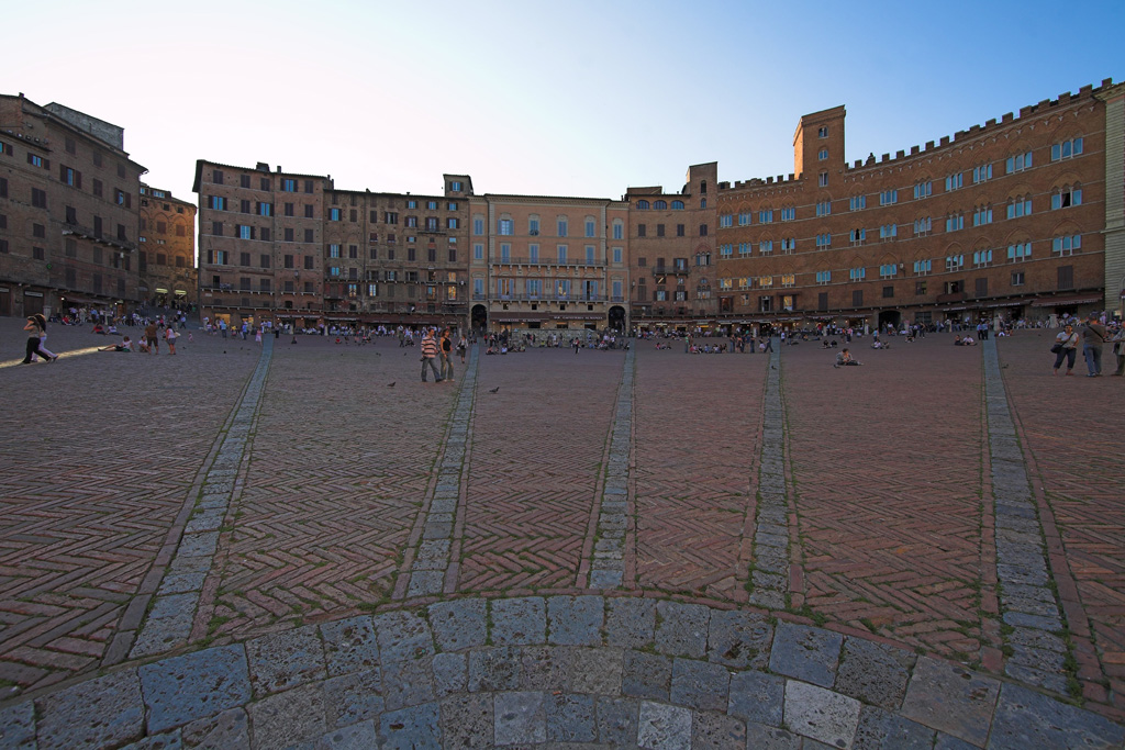 [DigIdea 2010-05 Piazza del Campo]